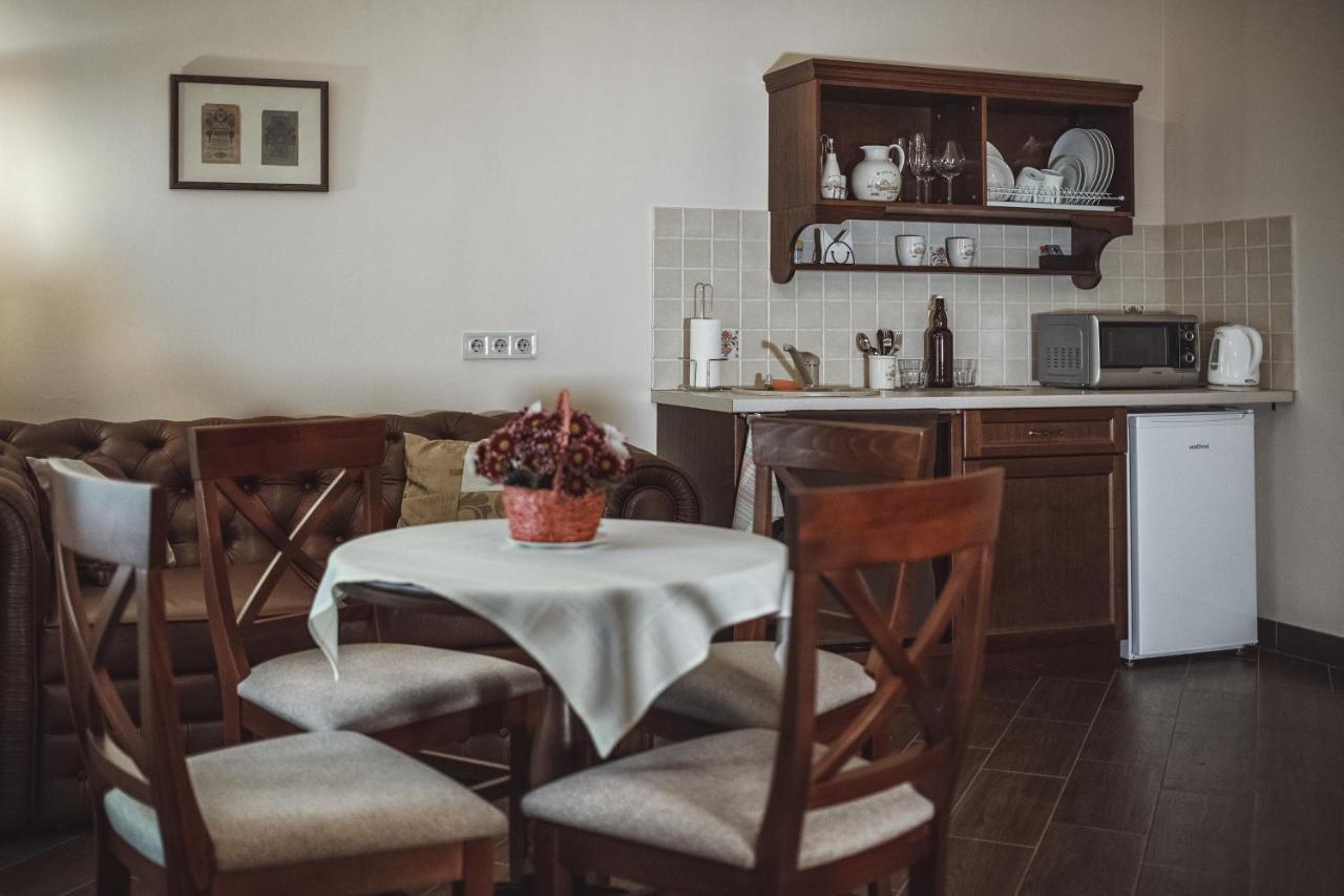 Ekaterinoslav Hotel Dnjepropetovsk Buitenkant foto