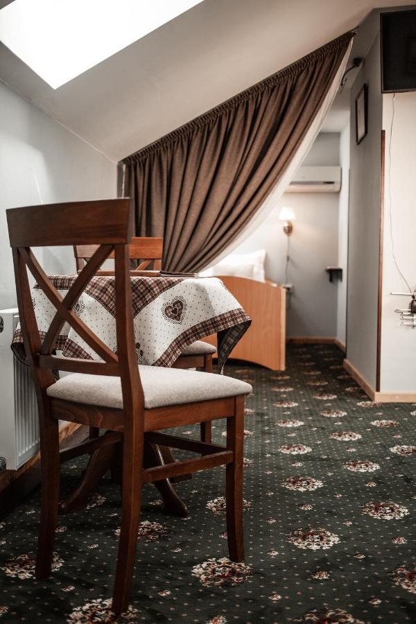 Ekaterinoslav Hotel Dnjepropetovsk Buitenkant foto