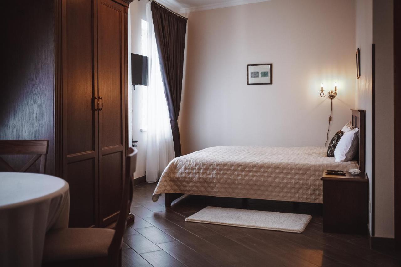 Ekaterinoslav Hotel Dnjepropetovsk Buitenkant foto